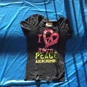 Abercrombie & Fitch t-shirt